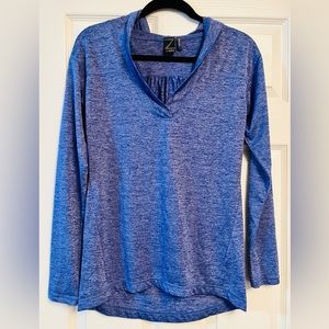 Z by Zelle long sleeve hooded athletic shirt. Small.
